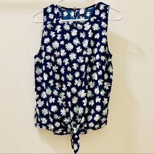 NWOT Sleeveless Daisy Print Tie Hem Top